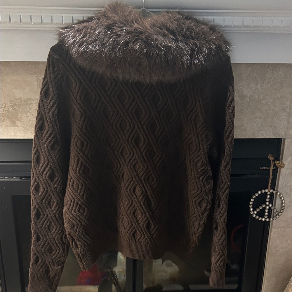 LOVETREND Chocolate Brown Cardigan with Faux Fur Collar - Picture 7 of 10